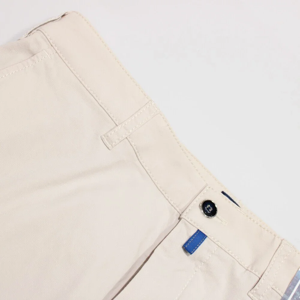 Meyer M5 NWT Cargo / Casual Pants Size 34 US In Solid Beige Cotton Blend Stretch